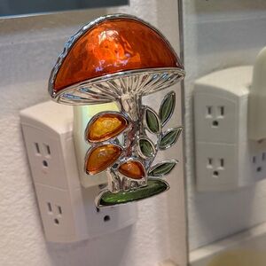 Bath & Body Works Orange Mushroom Nightlight